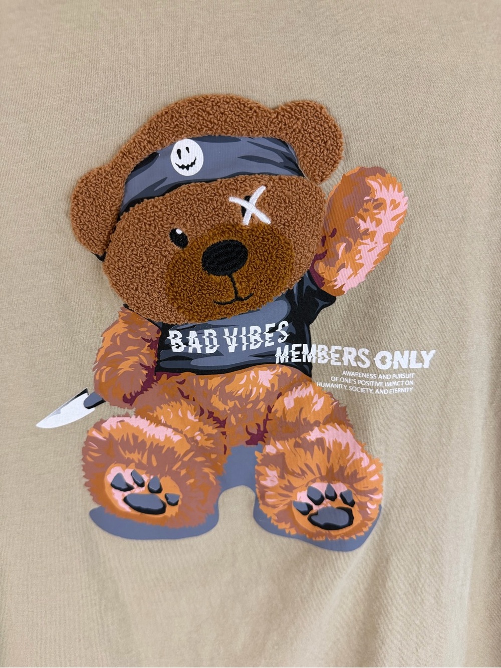 Members Only Bad Vibes Teddy Bear Graphic T-Shirt S/P Tan - Picture 5 of 9